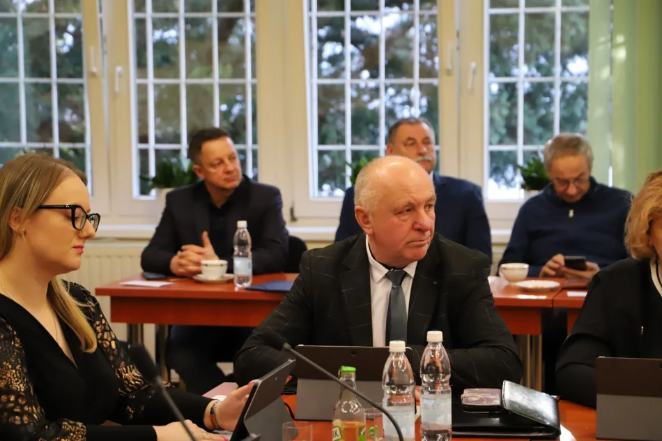 Podsumowanie IX sesji Rady Gminy Limanowa - zdjęcie 13