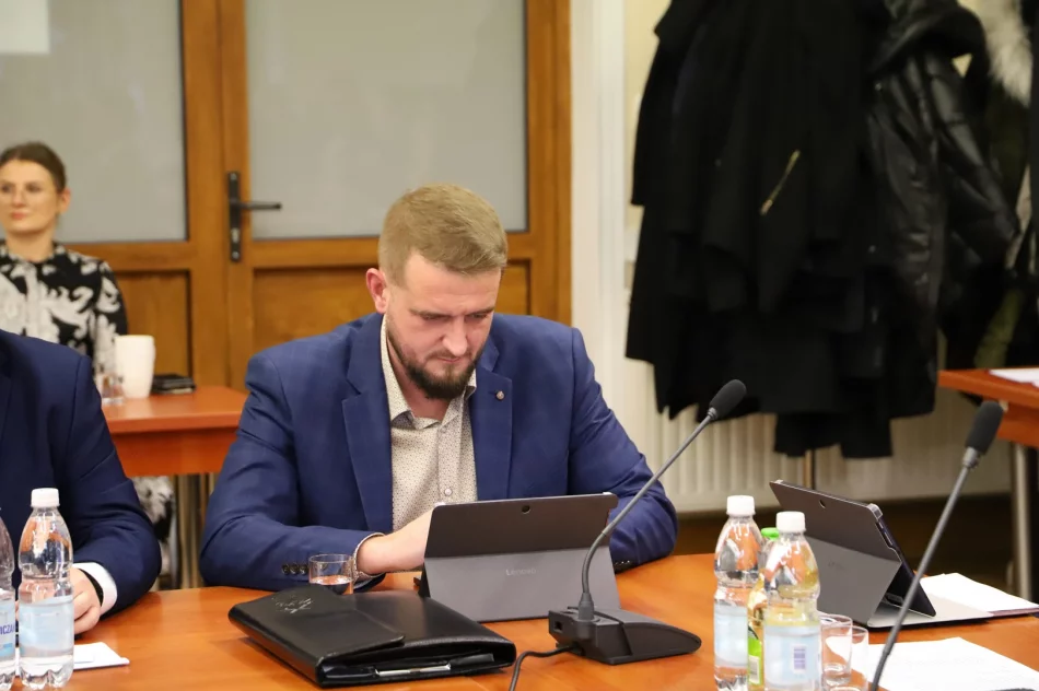 Podsumowanie IX sesji Rady Gminy Limanowa - zdjęcie 15
