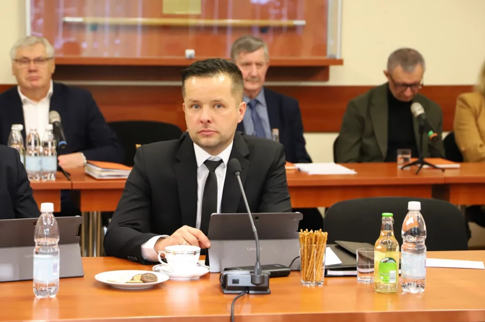 Podsumowanie IX sesji Rady Gminy Limanowa - zdjęcie 18