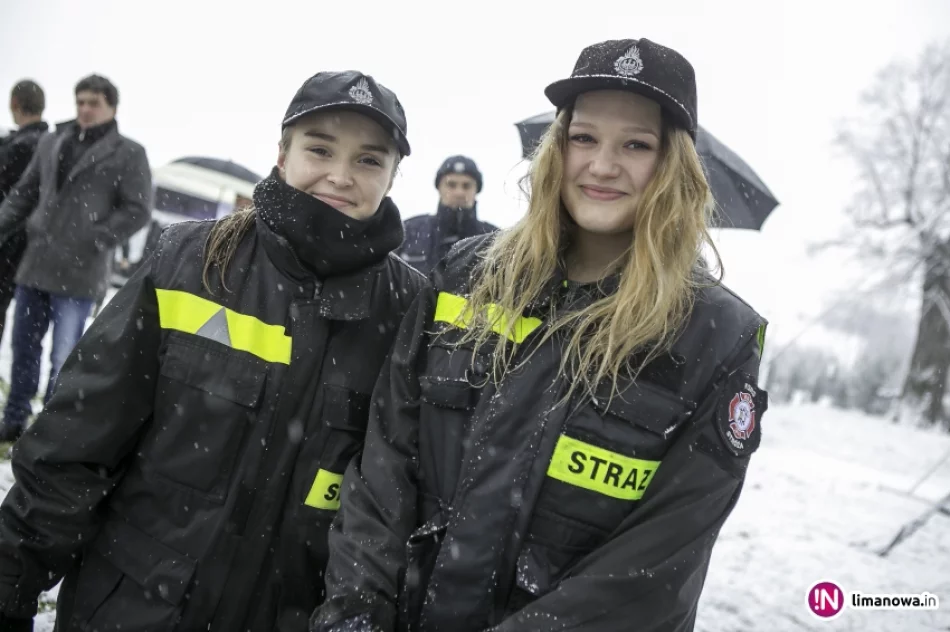 Inauguracja Obchodów 100-lecia Odzyskania Niepodległości w Stróży - część druga - zdjęcie 19