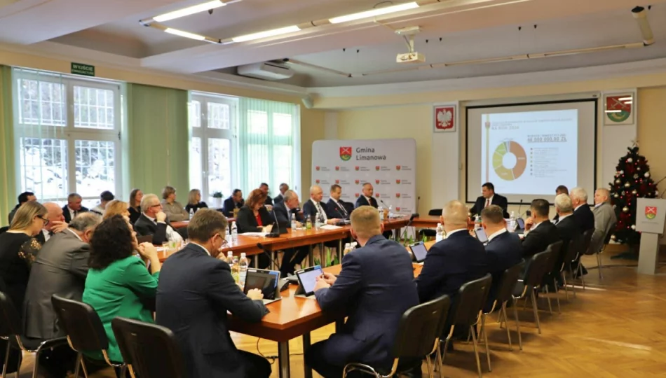 Wójt: "wyskrobaliśmy się z piwnicy na dach” - zdjęcie 1