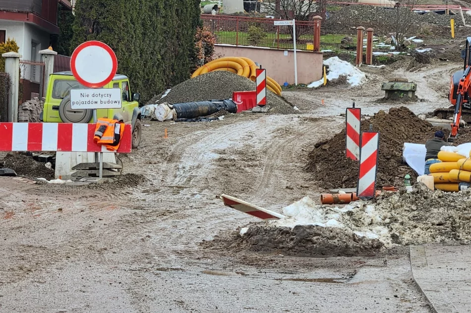 Miasto tonie w błocie (ZDJĘCIA) - zdjęcie 12