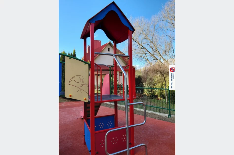 Plac zabaw po modernizacji - zdjęcie 3