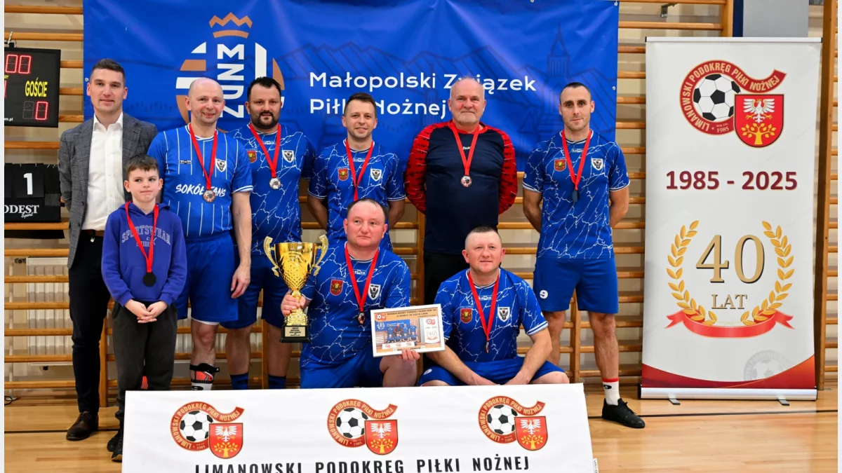 Mikołajkowy Turniej na jubileusz podokręgu: Sokół Słopnice najlepszy/Fot.: LPPN