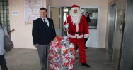 Mikołaj w szpitalu. Przedsiębiorcy z odwiedzinami u najmłodszych - zdjęcie 3
