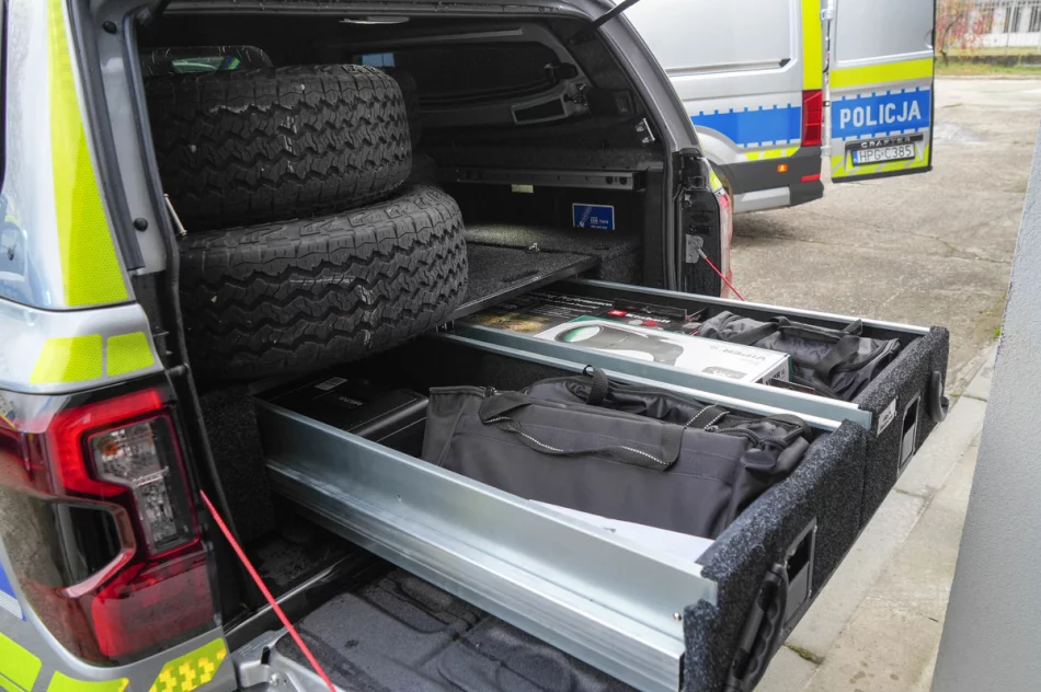 Nowe radiowozy dla małopolskiej policji. Czy trafią na Limanowszczyznę? - zdjęcie 7