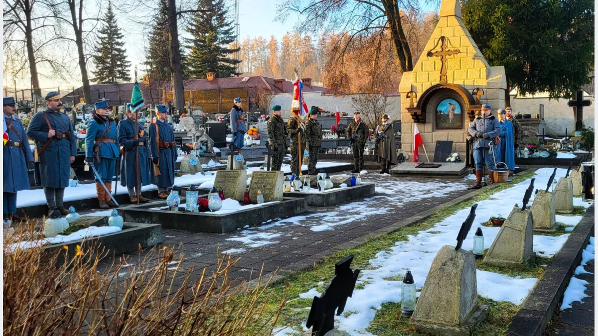 Obchody 111. rocznicy Bitwy Limanowskiej na limanowskim cmentarzu