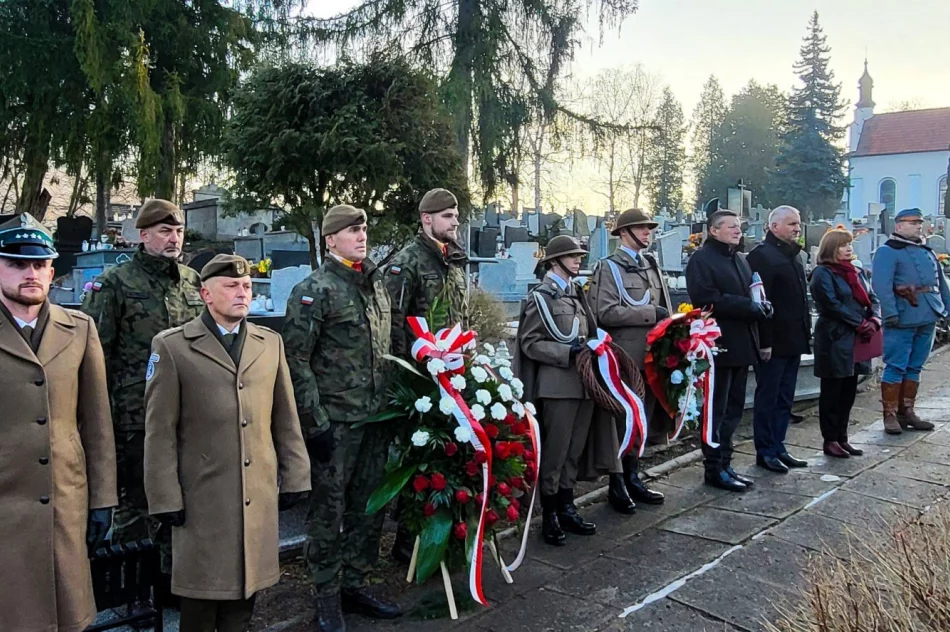 Obchody 111. rocznicy Bitwy Limanowskiej na limanowskim cmentarzu - zdjęcie 5