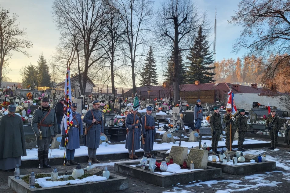 Obchody 111. rocznicy Bitwy Limanowskiej na limanowskim cmentarzu - zdjęcie 6