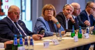 Samorządowcy debatowali o przyszłości regionu  - zdjęcie 3