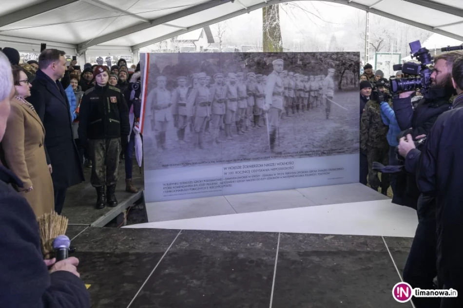 Inauguracja Obchodów 100-lecia Odzyskania Niepodległości w Stróży - część pierwsza - zdjęcie 1