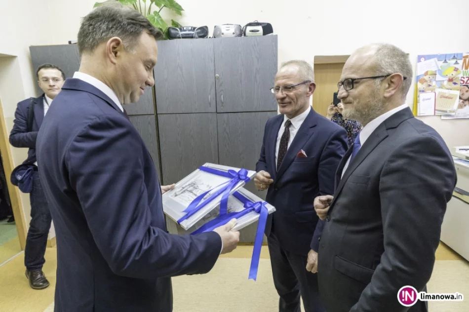 Inauguracja Obchodów 100-lecia Odzyskania Niepodległości w Stróży - część pierwsza - zdjęcie 2