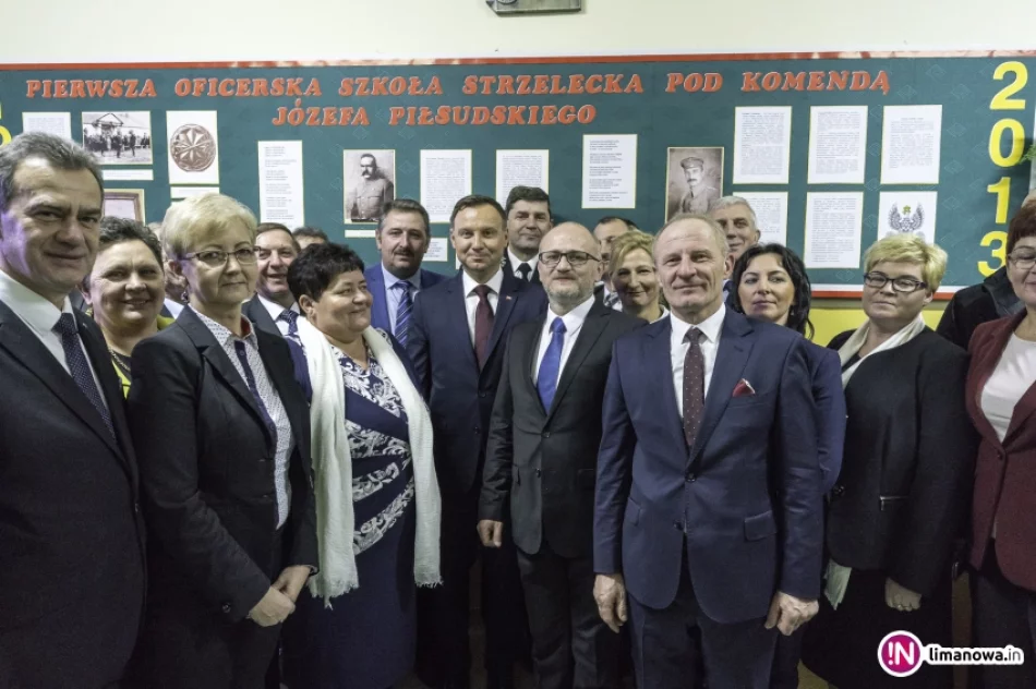 Inauguracja Obchodów 100-lecia Odzyskania Niepodległości w Stróży - część pierwsza - zdjęcie 3