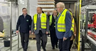 Wojewoda Małopolski Jan Krzysztof Klęczar w Limanowej. Rozmowy o rozwoju lokalnej przedsiębiorczości w firmie Gold Drop - zdjęcie 2