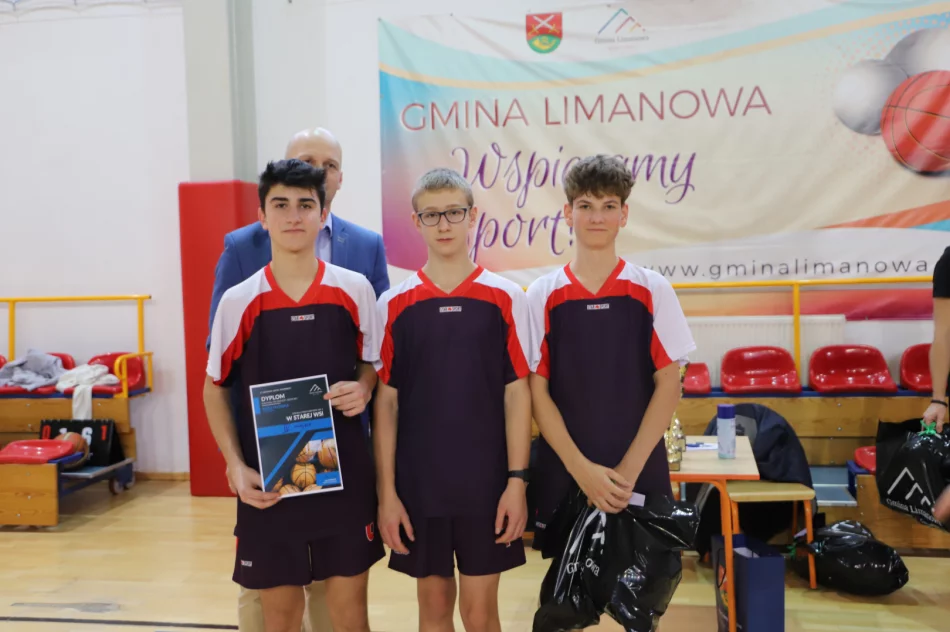 Wyłonieni Mistrzowie Gminy Limanowa w Koszykówce Młodzieży Szkolnej - zdjęcie 8