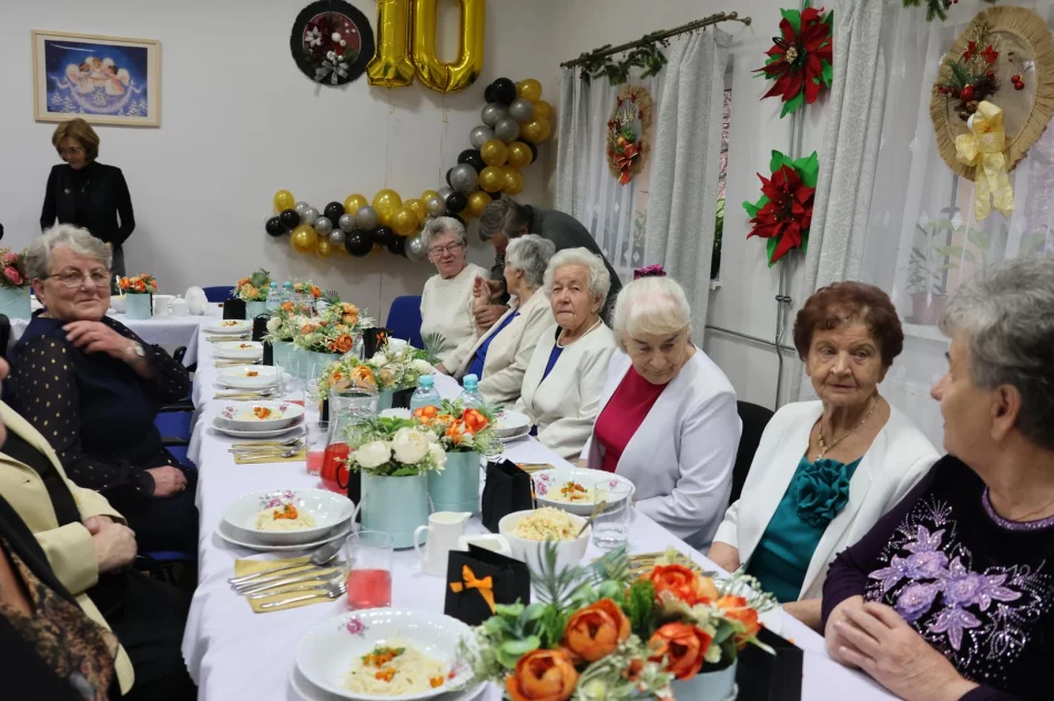 Jubileusz 10-lecia Dziennego Domu „Senior+” w Limanowej - zdjęcie 5