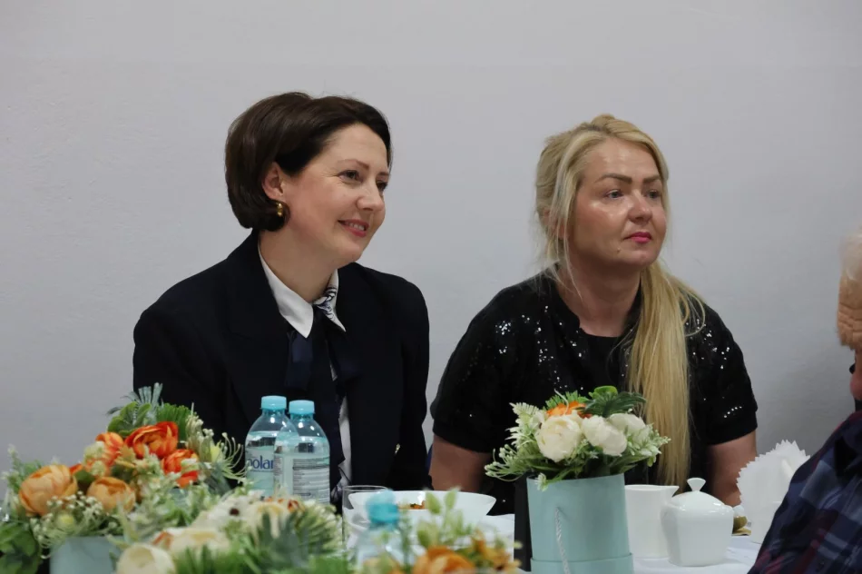 Jubileusz 10-lecia Dziennego Domu „Senior+” w Limanowej - zdjęcie 17