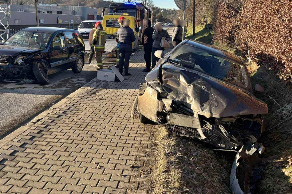 Groźnie wyglądające zderzenie aut na krajówce - zdjęcie 4