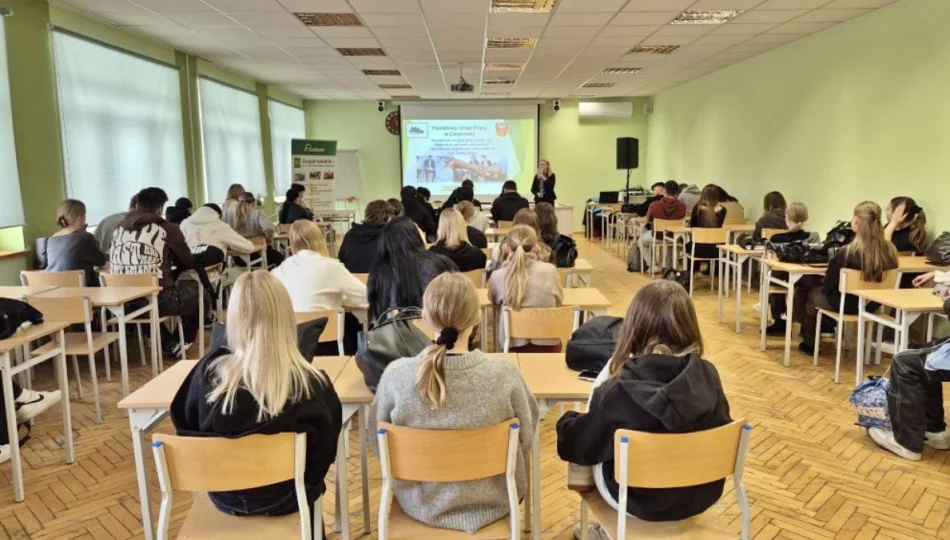 Maturzyści poznali aktualny rynek pracy - zdjęcie 1
