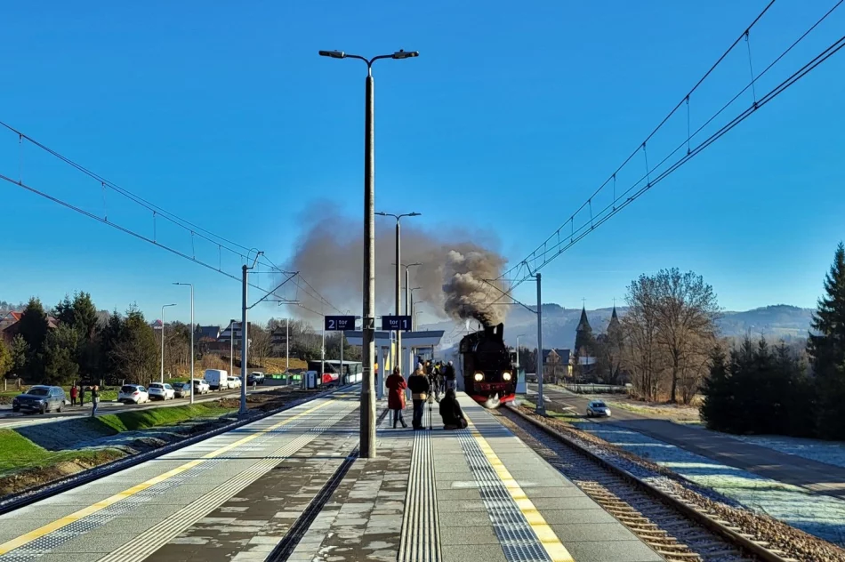 Retro na stacji - pociągi już przy granicy powiatu - zdjęcie 2