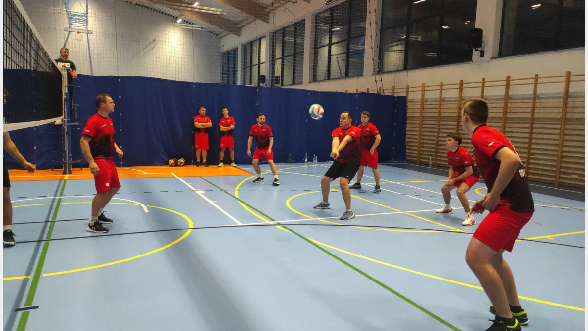 Powiatowa Liga: pierwsza runda zakończona/Fot. Powiatowa Liga Siatkówki (Facebook)