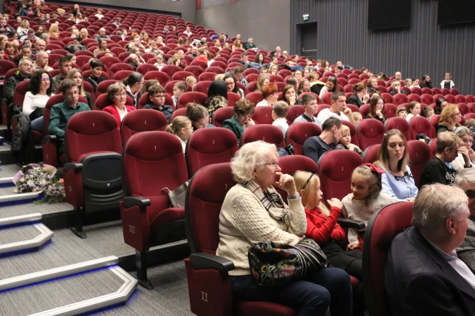 Promocja książki „Limanowskie ma lica Pani Mogielica” w Limanowskim Domu Kultury - zdjęcie 3