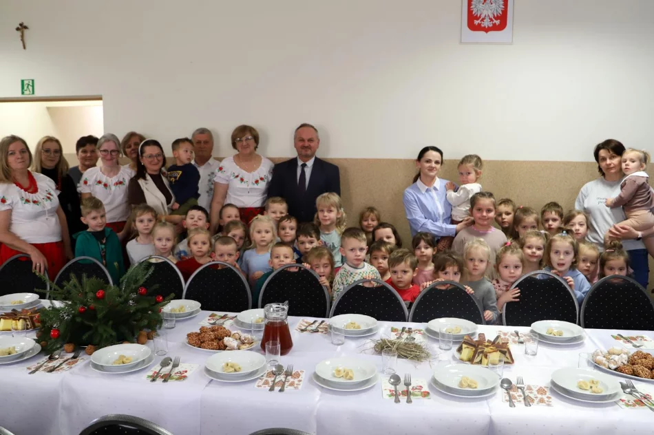 Niezwykli goście w Świetlicy Wiejskiej w Siekierczynie - zdjęcie 2