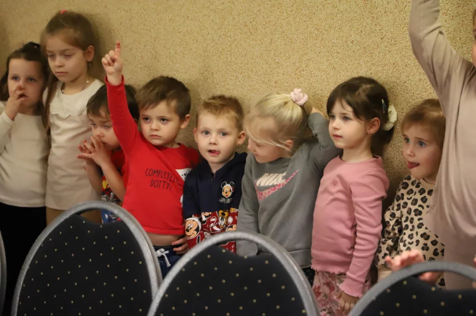 Niezwykli goście w Świetlicy Wiejskiej w Siekierczynie - zdjęcie 9
