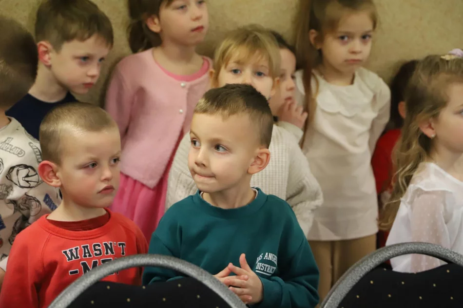 Niezwykli goście w Świetlicy Wiejskiej w Siekierczynie - zdjęcie 14