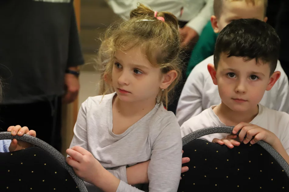 Niezwykli goście w Świetlicy Wiejskiej w Siekierczynie - zdjęcie 17