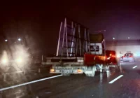 Zderzenie na autostradzie. Tworzą się korki - zdjęcie główne