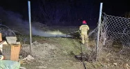 Pożar odpadów przy romskim osiedlu - zdjęcie 2