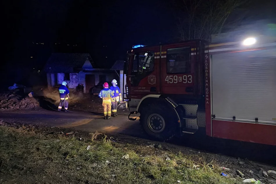 Pożar odpadów przy romskim osiedlu - zdjęcie 3