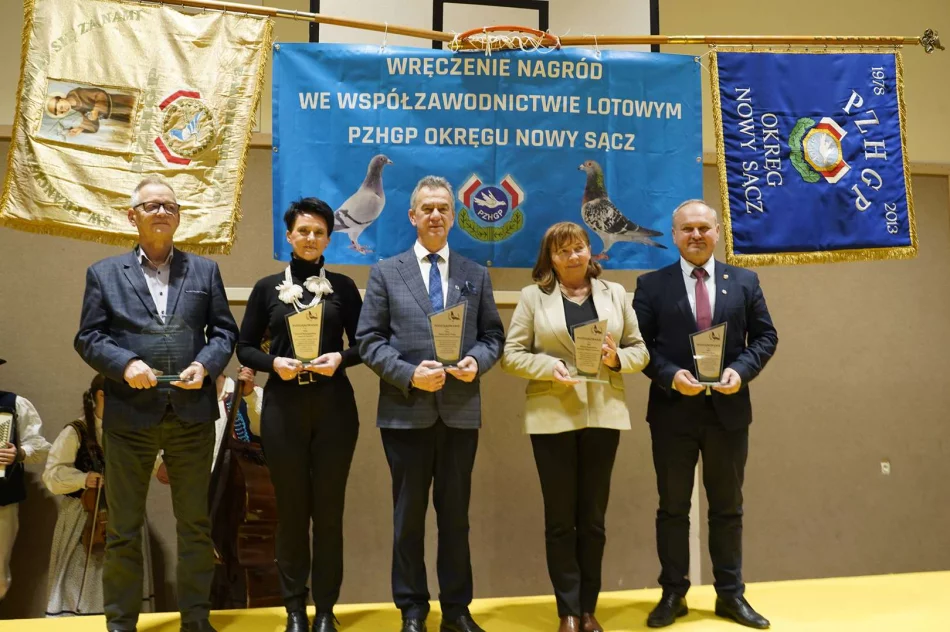 47. Okręgowa Wystawa Gołębi Pocztowych Okręgu Nowy Sącz PASZOMIX - zdjęcie 4
