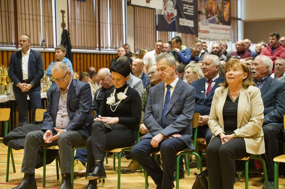 47. Okręgowa Wystawa Gołębi Pocztowych Okręgu Nowy Sącz PASZOMIX - zdjęcie 7