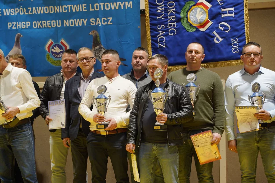 47. Okręgowa Wystawa Gołębi Pocztowych Okręgu Nowy Sącz PASZOMIX - zdjęcie 12