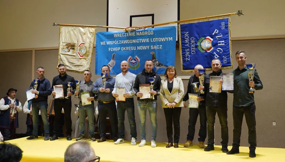47. Okręgowa Wystawa Gołębi Pocztowych Okręgu Nowy Sącz PASZOMIX - zdjęcie 1
