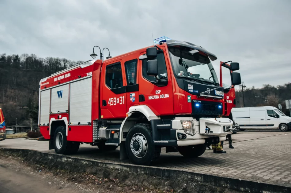 Kolizja trzech pojazdów - zdjęcie 3