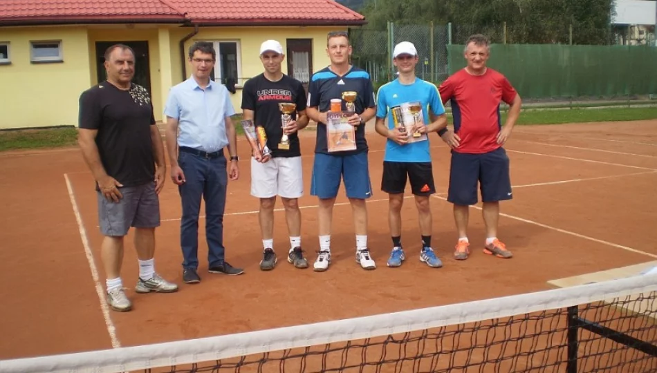 Najlepsi w turnieju tenisa ziemnego o Puchar Wójta - zdjęcie 1