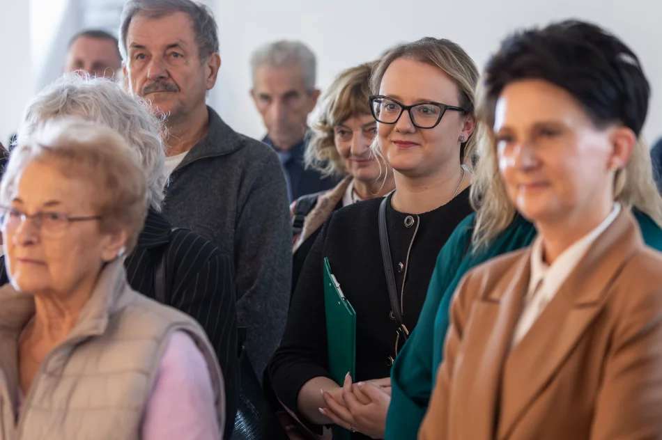 „Aby mierzyć drogę przyszłą, trzeba wiedzieć skąd się wyszło…” – podsumowanie projektu zrealizowanego przez Stowarzyszenie Dla Męciny - zdjęcie 20