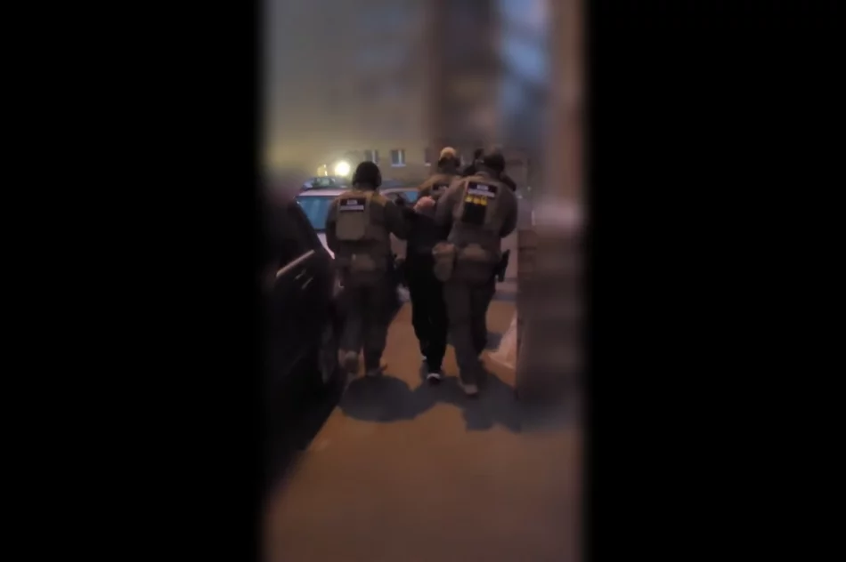 Duża akcja antynarkotykowa. Zatrzymania także na Limanowszczyźnie (ZDJĘCIA, WIDEO) - zdjęcie 3