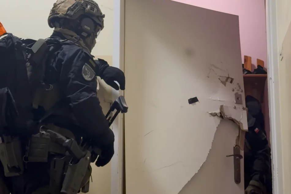 Duża akcja antynarkotykowa. Zatrzymania także na Limanowszczyźnie (ZDJĘCIA, WIDEO) - zdjęcie 10