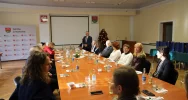 Świąteczne spotkanie z emerytowanymi pracownikami urzędu - zdjęcie 3