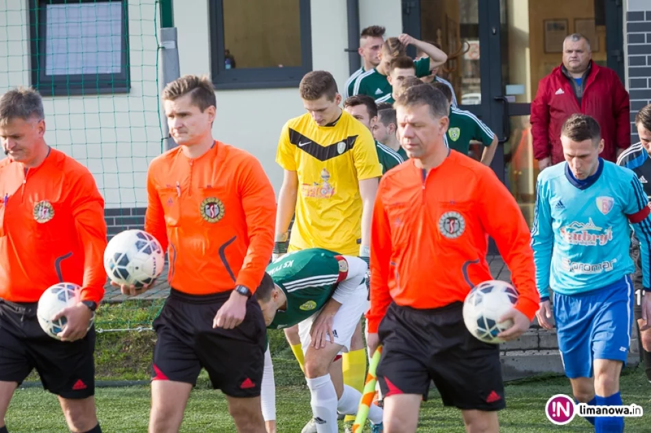 Derby KS Tymbark - MKS Limanovia - zdjęcie 9