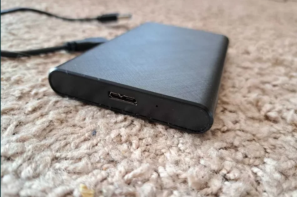 Pojemny dysk przenośny WD 1000GB 1TB HDD USB 3.0 - stan idealny. - zdjęcie 1