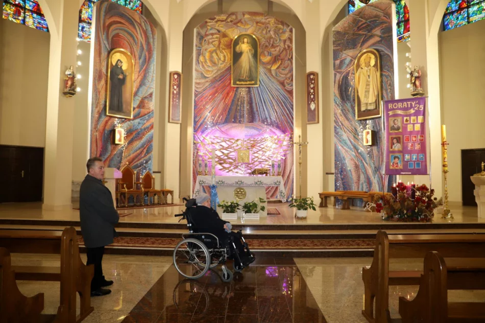 Obchody jubileuszu 100-lecia Czesławy Oleksy z Mordarki - zdjęcie 11