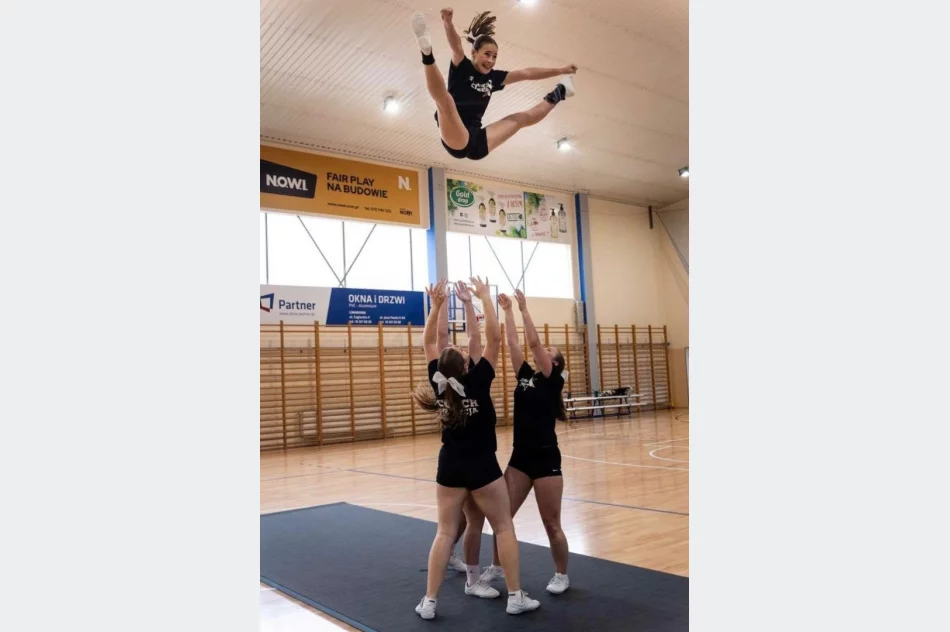 Cheerleaderki zbierają na wyjazd do USA - zdjęcie 4