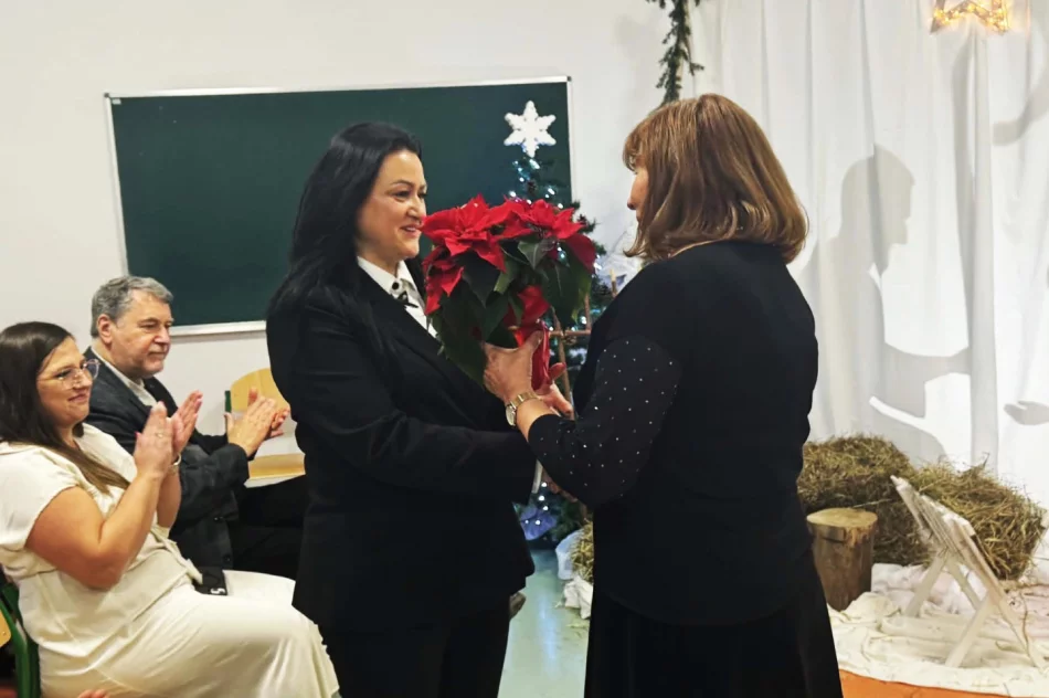 Wigilia w Niepublicznej Szkole Podstawowej Specjalnej „Zielony Zakątek” - zdjęcie 7