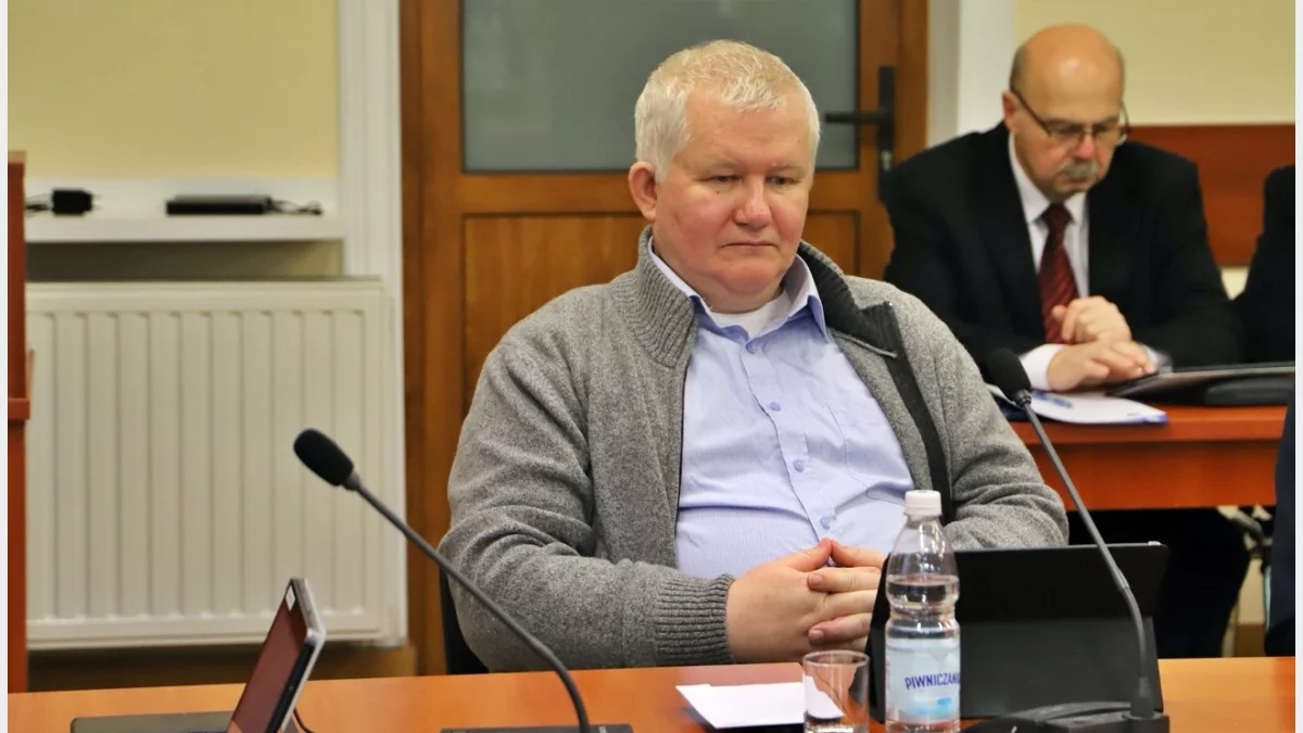 “Następcy staną przed problemem zamknięcia przynajmniej czterech szkół”