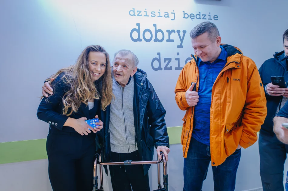 Muzyka, obecność i gesty, które mają znaczenie - Głos Beskidu poruszył serca pacjentów - zdjęcie 11